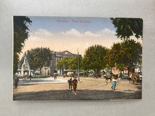 postales vintage con vistas de Barcelona.