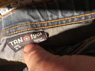 3 Pantaloni Bambino tipo Jeans
