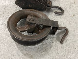 Lote de poleas antiguas de hierro – más de 80 años