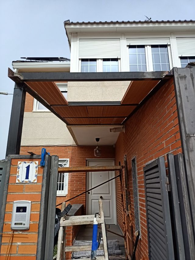 TETTI, RECINZIONI, PORTICI