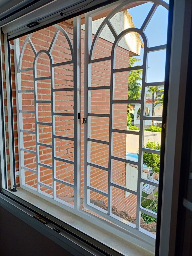 TETTI, RECINZIONI, PORTICI