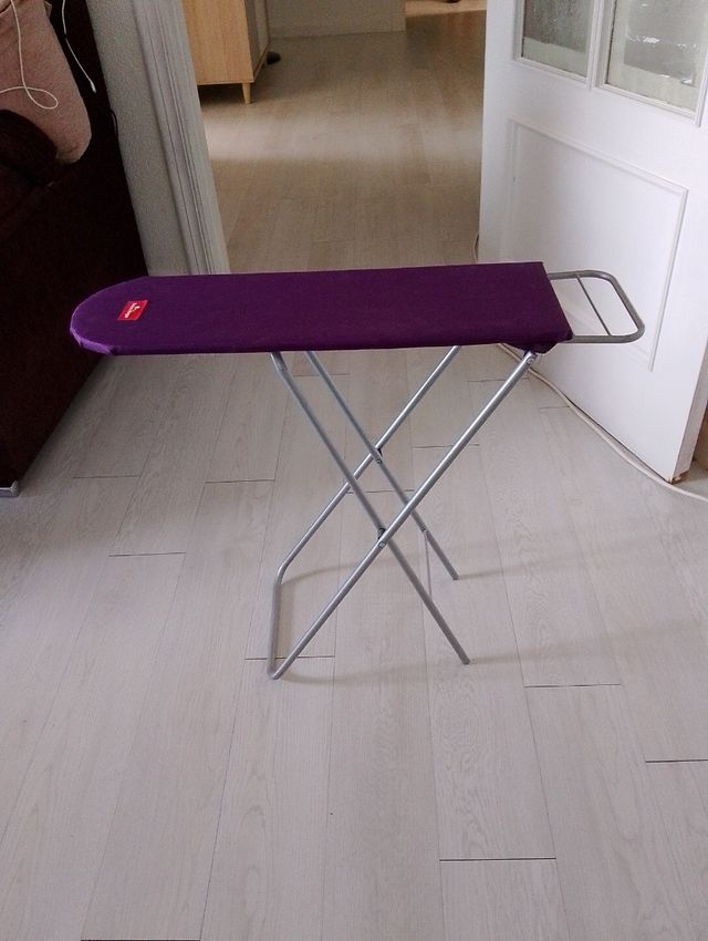 Tabla de planchar juguete