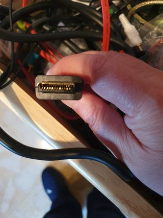 Cable Adaptador HDMI a Vídeo y Audio RCA