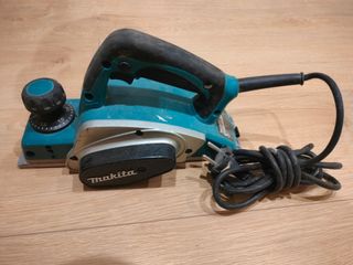 Cepillo eléctrico carpintería Makita