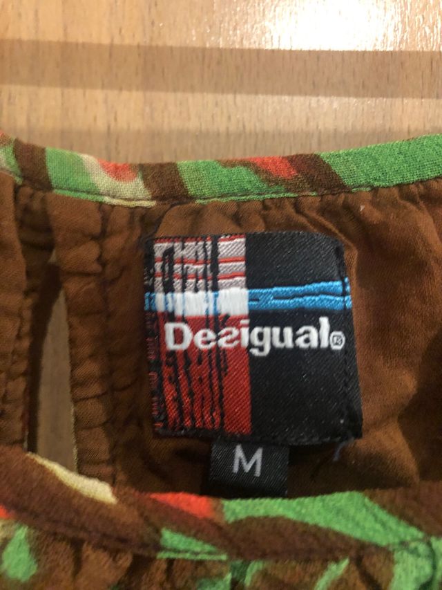 Blusa larga asimetrica