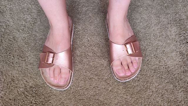 Sandalias oro rosa