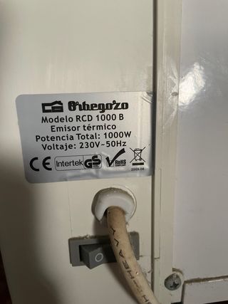 Radiadores calor azul bajo consumo.