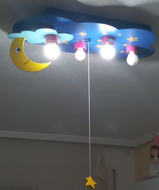 Lámpara para dormitorio infantil