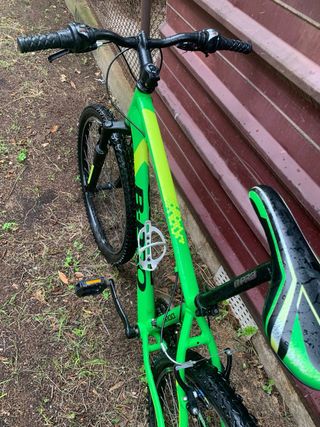 Bicicleta de montaña B-Pro M100