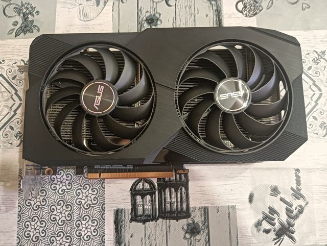 scheda video Amd Asus RX 6600 8Gb Gddr6