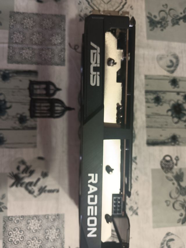 scheda video Amd Asus RX 6600 8Gb Gddr6