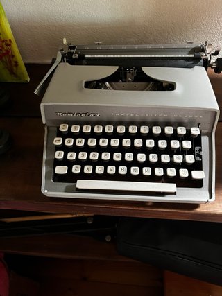 Coleccion de maquinas de escribir antiguas