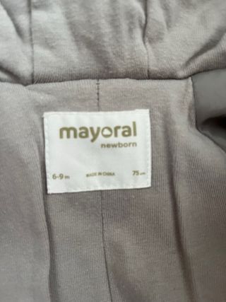 Buzo Mayoral. 6-9 meses