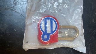 Candado consignacion dielectrica