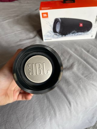 JBL Charge 4