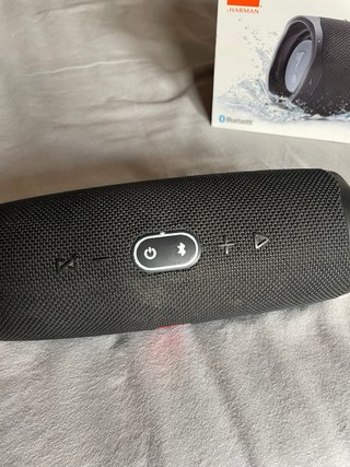 JBL Charge 4