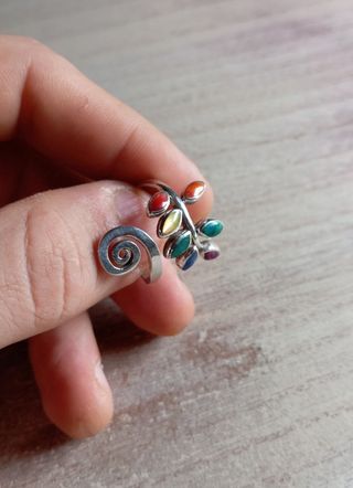 Anillo de plata950 ajustable hojitas arcoiris