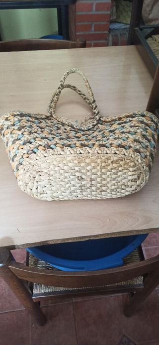 Bolso de mimbre