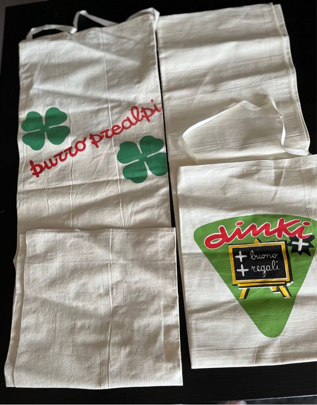 Grembiuli vintage anni 60 originali nuovi