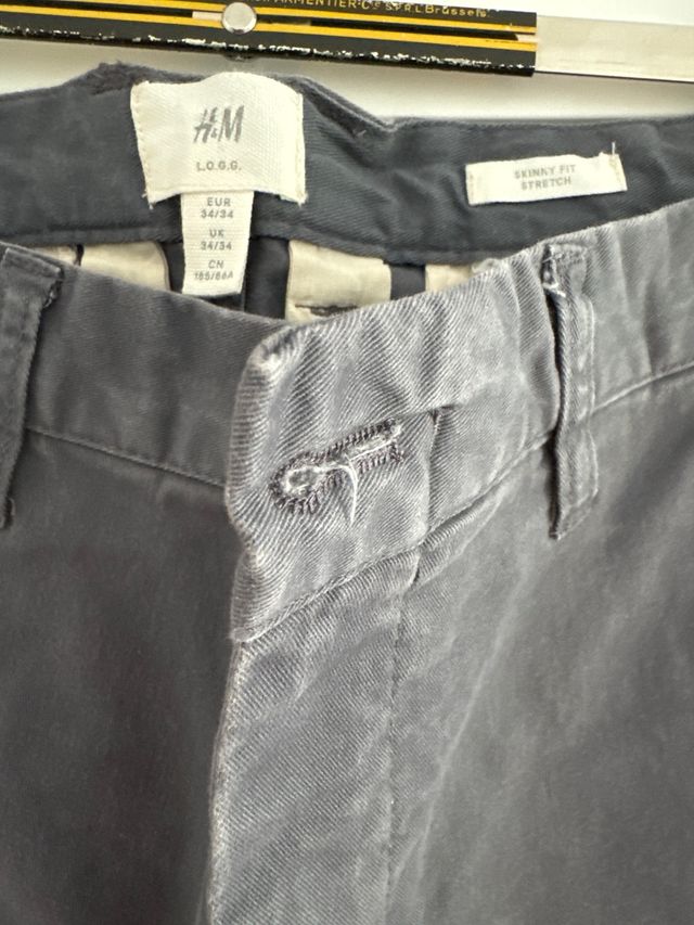 Pantalon chino gris H&M