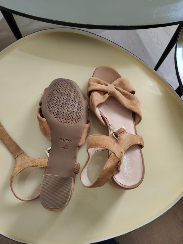 Sandalias tacón bajo Geox