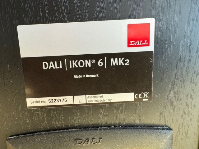 Altavoces Dalí Ikon 6 Mk2 + Dalí ikon Vokal 2