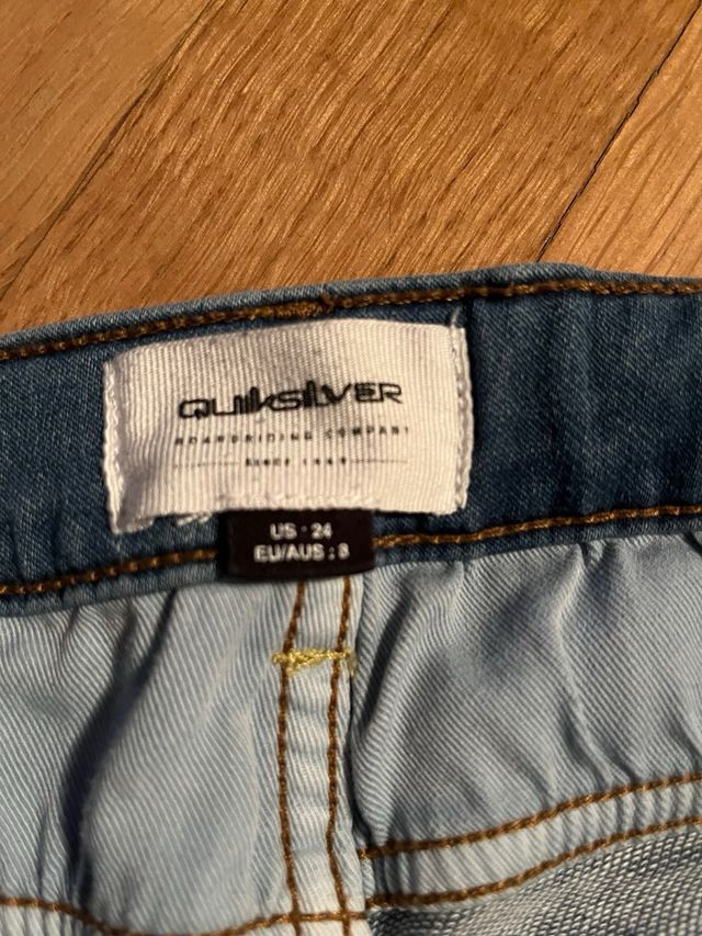 Vaquero Quicksilver como nuevo talla 10