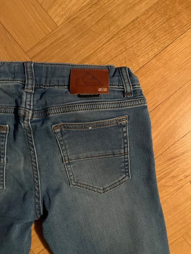 Vaquero Quicksilver como nuevo talla 10