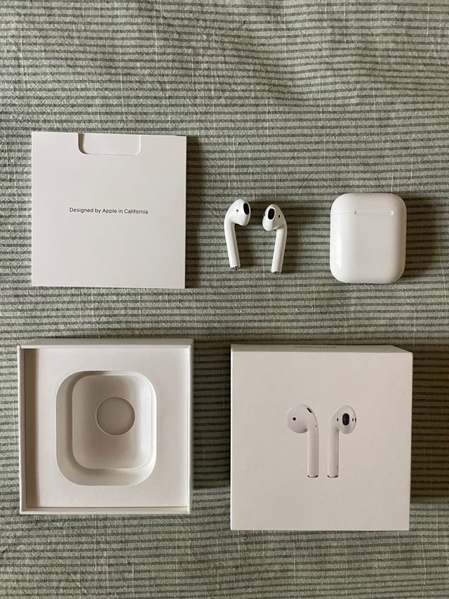 Airpods 2: problema con il microfono destro