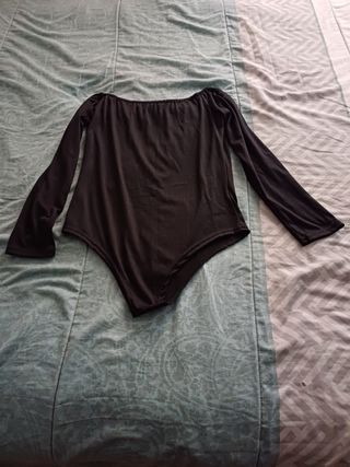 BODY ESCOTE ELÁSTICO.