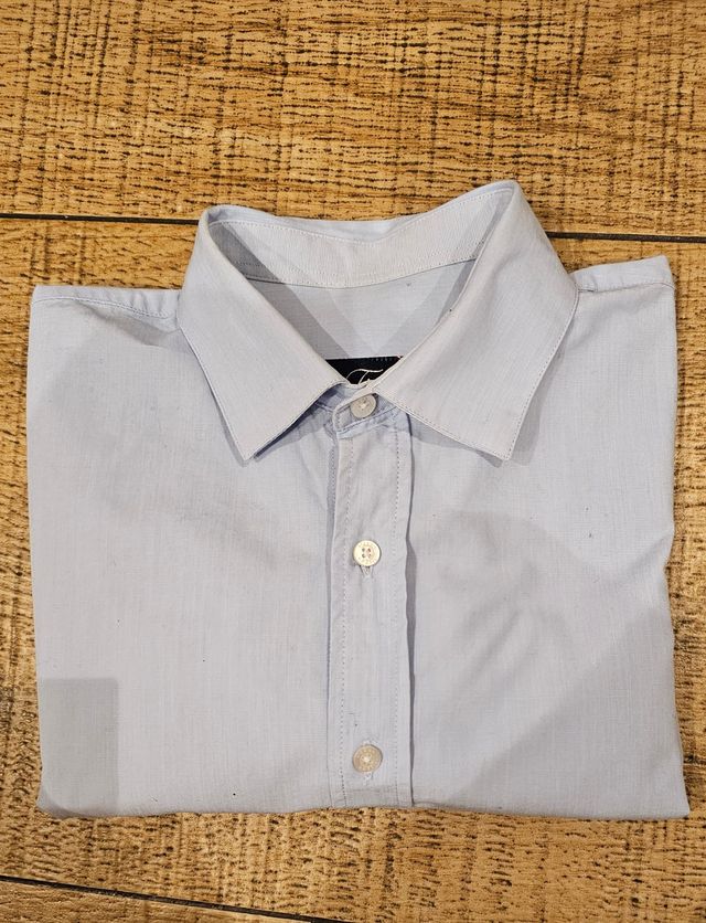 Camisa celeste marca Tizzas 13-14 años