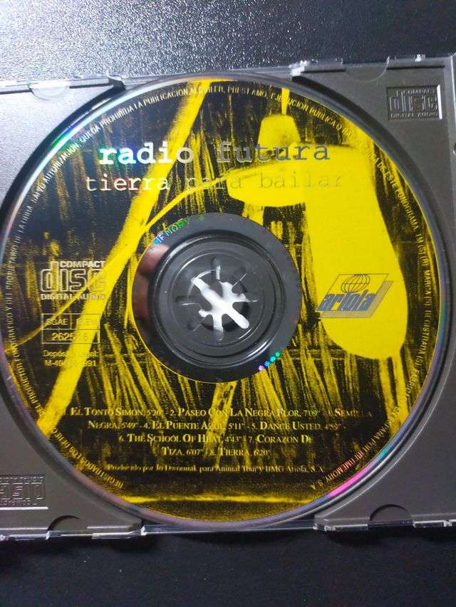 RADIO FUTURA Tierra para bailar