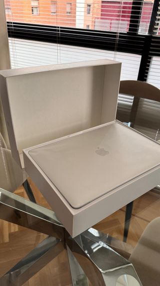 Apple MacBook Pro 13 256gb + CAJA ORIGINAL
