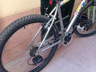 Bicicleta de montaña 