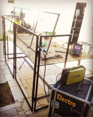 HERRERO / CERRAJERO 674018948 DARIO