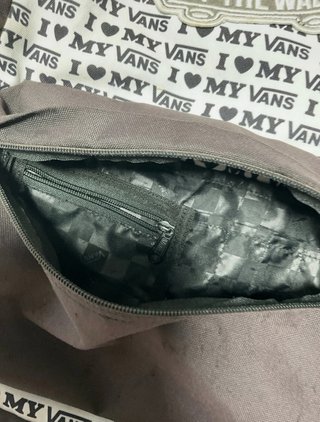 mochila Vans negra y blanca