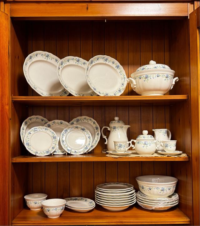 Vajilla San Claudio Alameda