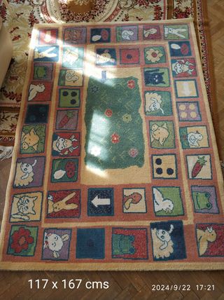 ALFOMBRA infantil, medidas 117 x 167