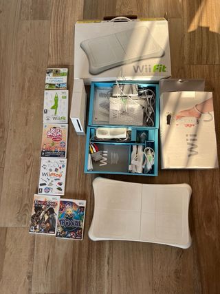 Wii + Wii fit + Juegos