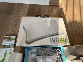 Wii + Wii fit + Juegos
