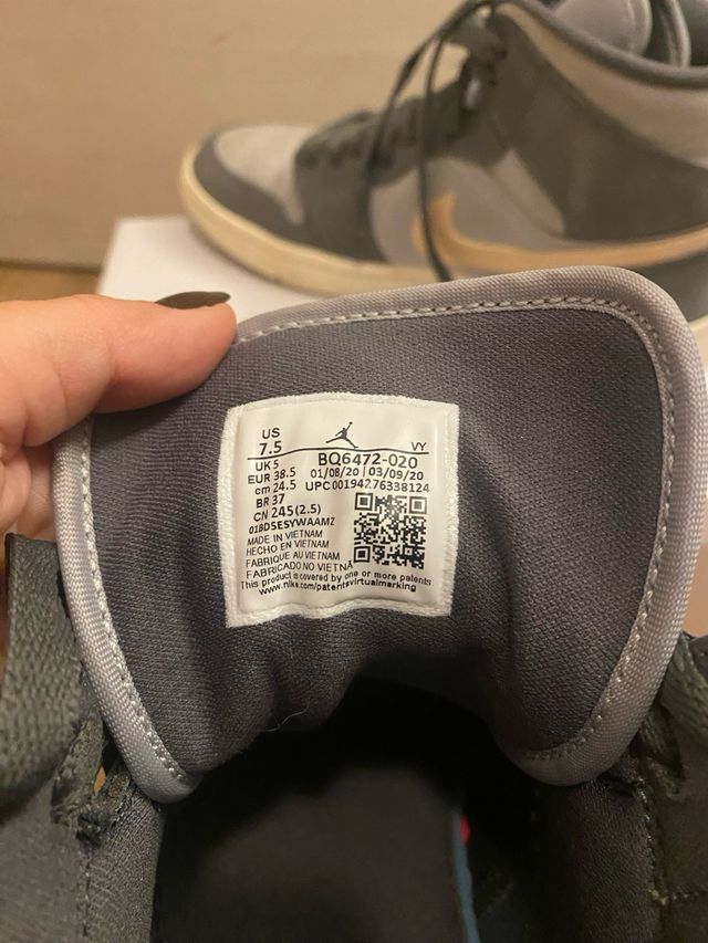 Air jordan 1 mid mujer