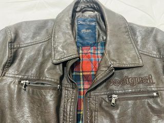 Cazadora desigual cuero