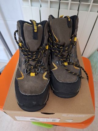 Botas de montaña HI-TEC niño