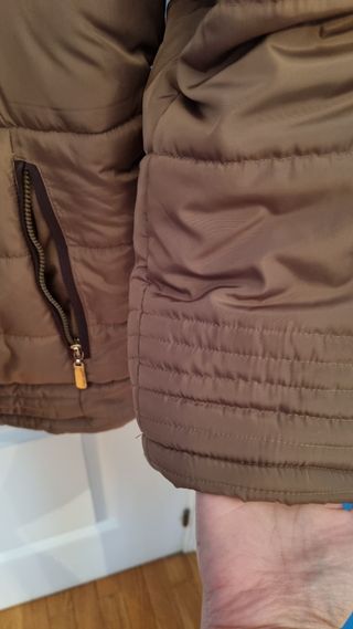 Chaquetón con cuello de piel sintética