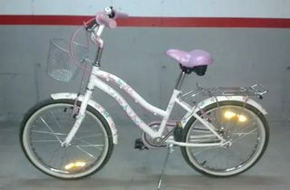 BICICLETA DE LA BARBIE