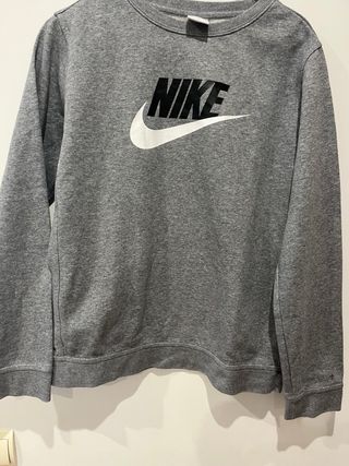 Sudadera Nike gris niño