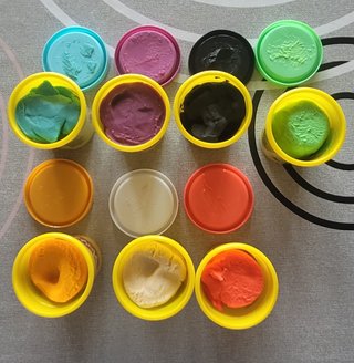 Juego de  plastelinas. Play-doh interactivo