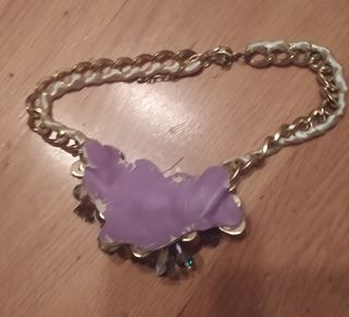 Collar tipo gargantilla