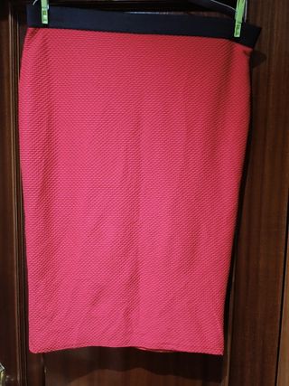 Rebajas!! Falda recta punto rojo talla grande 