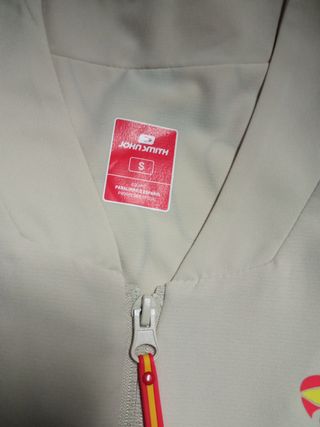 Chaqueta de tipo deportivo